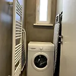 Luxury Privoz شقة